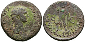 ANTONIA. Dupondio. (Ae. 12,06g/28mm). 41-42 d.C. Roma. (RIC 92). Anv: Busto de Antonia a derecha, alrededor leyenda: ANTONIA AVGVSTA. Rev: Claudio vel...