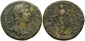 ADRIANO. Sestercio. (Ar. 24,60g/33mm). 132-134d.C. Roma. (RIC 701). Anv: Busto laureado y con coraza a derecha, alrededor leyenda: HADRIANVS AVGVSTVS....