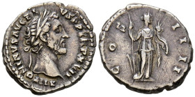 ANTONINO PIO. Denario. (Ar. 3,40g/18mm). 154-155 d.C. Roma. (RIC 240). Anv: Cabeza laureada de Antonino Pío a derecha, alrededor leyenda: ANTONINVS AV...