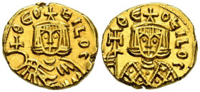 TEOFILO. Sólido. (Au. 3,87g/16mm). 831-832 d.C. Siracusa. (Seaby 1670). Anv: Busto coronado de Teófilo de frente portando globo crucífero, alrededor l...