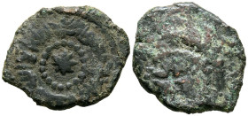 EMIRATO DEPENDIENTE DE CÓRDOBA, PERIODO DE GOBERNADORES. Anónimo. Felús. (Ar. 5,00g/25mm). S/D. al-Ándalus / الاندلس. (Vives 44; Frochoso XVII-c). Anv...