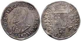 FELIPE II (1556-1598). 1 Escudo Felipe. (Ar. 33,42g/44mm). 1573. Maastricht. (Vicenti 1212). MBC. Ligero tono irisado. Escaso ejemplar.