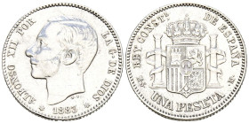 ALFONSO XII (1874-1885). 1 Peseta. (Ar. 4,92/23mm). 1883 *18-83. Madrid MSM. (Cal-2019-21). MBC. Abrillantada. Escasa.