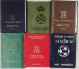 ESPAÑA. Excepcional conjunto formado por un gran número de monedas, presentadas en álbumes y estuches, acuñadas durante los periodos del Estado Españo...