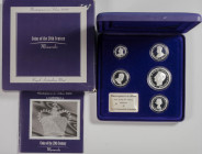 AUSTRALIA. Set original y completo compuesto por 5 monedas de diferentes valores más placa (todo en plata de 0,999 milésimas). Monarcas Británicos del...