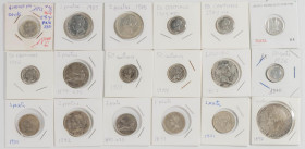 MONARQUÍA ESPAÑOLA Y CENTENARIO. Interesantísimo y variado conjunto formado por 41 monedas correspondientes a los reinados de Isabel II, Amadeo I, Alf...