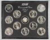MONEDAS EXTRANJERAS. Set/cuadro formado por 12 monedas en plata de otros tantos países (Bahamas, Barbados, Gambia, Jersey, Reino Unido, Tonga…)conmemo...