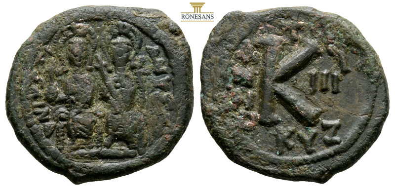 Justin II with Sophia . Kyzikos AE Half Follis AD 565-578 (707g, 23.5mm)D N IVST...