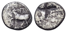 THRACE.Byzantion.(Circa 340-320 BC).Hemidrachm.

Obv : 'ΠΥ.
Bull standing left on dolphin left.
Rev : Stippled quadripartite incuse square.
SNG B...