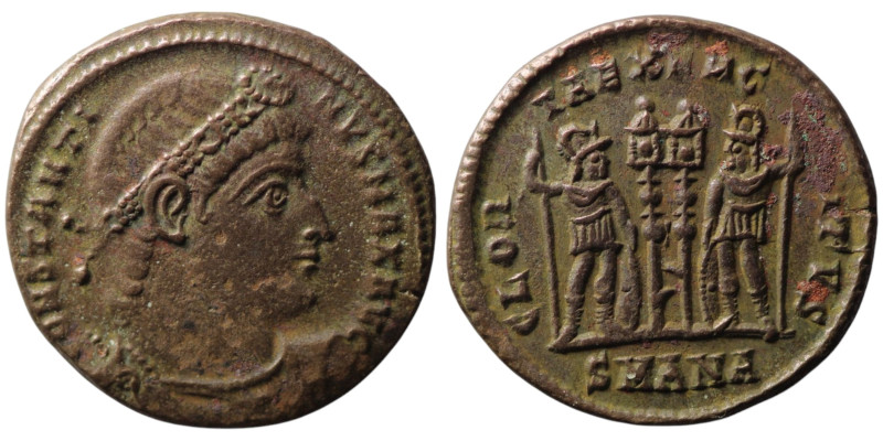 Constantine I 'the Great' (AD 307/10-337). Antioch
AE Follis (18mm, 2,43g)