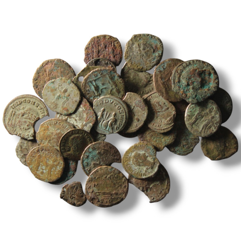 33 pieces mixed coins / SOLD AS SEEN, NO RETURN!