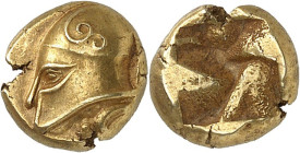 GRÈCE ANTIQUE - GREEK
Ionie, Phocée. Hecté d’électrum (sixième de statère) ND (521-478 av. J.-C.), Phocée.
Av. Tête à gauche avec un casque ornement...