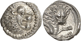 GRÈCE ANTIQUE - GREEK
Chypre, Amathonte ou Amathos (royaume d’), Rhoïcos roi. Obole ND (c. 350 av. J.-C.), Amathonte.
Av. Tête de lion à droite, dan...