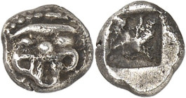GAULE - CELTIC
Massilia - Marseille. Hémiobole à la tête de gorgone ND (500-470 av. J.-C.), Marseille.
Av. Tête de Gorgone de face, à grosses boucle...