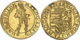ALLEMAGNE - GERMANY
Ordre Teutonique, Maximilien III (1590-1618). Ducat ND, Hall.
Av. MAX: D: G: AR: AV - D: B: MA: PR: ADM. Le Grand-Maître debout ...