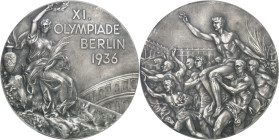 ALLEMAGNE - GERMANY
IIIe Reich (1933-1945). Médaille d’argent, XIes Olympiades de Berlin, par G. Cassioli, Frappe spéciale (SP) 1936, Pforzheim (B. H...