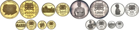 BENIN - 
République du Dahomey (1960-1975). Coffret (PROOF SET) de 8 monnaies, comprenant 4 monnaies en or [25.000, 10.000, 5.000 et 2.500 francs CFA...