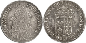 FRANCE / CAPÉTIENS - FRANCE / ROYAL
Louis XIV (1643-1715). Écu de Navarre au buste juvénile 1667, Saint-Palais.
Av. LVD. XIIII. D. G. - FR. ET. NA. ...