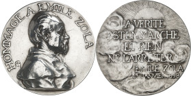 FRANCE - FRANCE
IIIe République (1870-1940). Médaille, hommage à Émile Zola, par A.-L.-M. Charpentier ND (1899), Paris (Ve Duseaux).
Av. HOMMAGE A E...