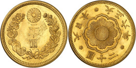 JAPON - JAPAN
Yoshihito (1912-1926). 20 yen An 6 (1917), Osaka.
Av. Dans une couronne formée de deux branches, (valeur) sous une fleur de Chrysanthè...