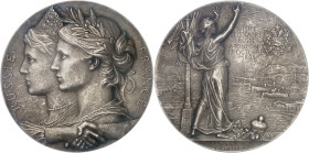 RUSSIE - RUSSIA
Alexandre III (1881-1894). Médaille, visite de l’escadre russe à Toulon, par J. C. Chaplain 1893, Paris.
Av. RUSSIE - FRANCE. Allégo...