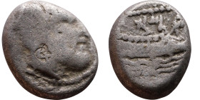 Phoenicia, Arados. Uncertain king. Circa 380-351/0 BC. AR Obol - 1/12 Shekel

17mm 3,31g