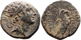 Antiochos IV Epiphanes (Seleukid King: 175-164 BC). AE bronze. Obverse: Bust of Isis Reverse: Eagle standing right on thunderbolt

20mm 8,40g