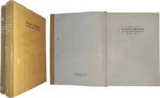 Hill - A corpus of Italian Medals of the Renaissance before Cellini - 2 Tomes - 1984

Reliure toilée avec jaquette. Volume 1 : 382 pages des textes ...