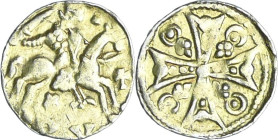 Brabant - Henri 1er - Denier

TTB+

A/ DVX. Le duc chevauchant à droite. 

R/ Croix brabançonne cantonnée de quatre annelets pointés et de quatr...