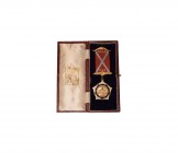 British Award Medals - RAOB Delhi Spearmen Lodge 6748 - Boxed Brother H Stedman Badge
20th century AD. A gilt and enamelled member badge inscribed 'R...