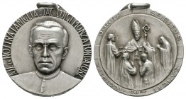 World Award Medals - Italy - Luigi Monza - Silver Award Medal
20th century AD. Suspension loop and ring. Obv: facing bust with ASS ia NOSTRA FAMIGLIA...