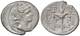 ROMANE REPUBBLICANE - VALERIA - C. Valerius C. f. Flaccus (140 a.C.) - Denario B. 12; Cr. 365/1 (AG g. 4,06)

Status: BB+/qSPL

Notes: