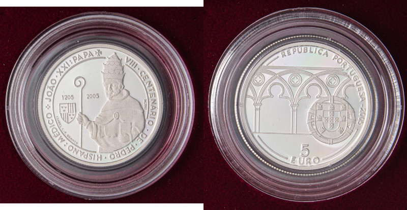 ESTERE - PORTOGALLO - Repubblica (1910) - 5 Euro 2005 AG In confezione

Status...