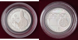 ESTERE - PORTOGALLO - Repubblica (1910) - 5 Euro 2005 AG In confezione

Status: FS

Notes: In confezione -