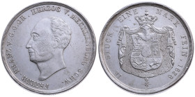 Mecklenburg-Schwerin 
Großherzogtum. Friedrich Franz I., 1815-1837
2/3 Taler
1828
Schwerin

Vs: Kopf n. l., Umschrift
Rs: Behelmter Wappenschil...