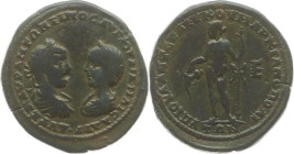 Moesia Inferior 
Unter römischer Herrschaft
Elagabalus, 218-222
Pentassarion

Marcianopolis.

Vs: Drapierte Brustbilder des Kaisers und seiner ...