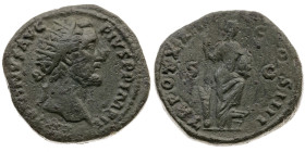 Römer 
Kaiserreich
Antoninus Pius, 138-161
Dupondius
156-157
Rom

Vs: Kopf mit Strahlenkrone n. r., Umschrift ANTONINVS AVG PIVS P P IMP II
Rs...
