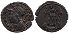 Römer 
Kaiserreich
Constantinus I., 307-337
Follis
330-333
Siscia Off. A

(Gedenkprägung auf die Stadt Constantinopolis)
Vs: Brustbild der Con...
