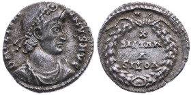 Römer 
Kaiserreich
Iulianus II. Apostata, 355-363
Siliqua
360-363
Treveri

Vs: Drap. Brustbild mit Perlendiadem n.r., Umschrift
Rs: Vier Zeile...