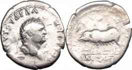 Titus (79-81). AR Denarius, 77-78. D/ Head right, laureate. R/ Sow standing left, with three piglets. RIC (2nd ed; Vespasian) 986. AR. g. 3.19 mm. 19....