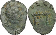 AE Barbarous radiate, 4th century. D/ Bust right, radiate. R/ Altar. AE. g. 0.92 mm. 14.00 Green patina. About VF/Good F.