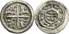 Hungary. Stephan II (1116-1131). AR Denar, 1116-1131. Unger 38. Huszár 94. AR. g. 0.31 mm. 11.00 About EF.
