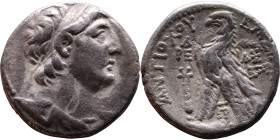 Antiochos VII Sidestes (Seleukid King: 138 – 129 BC ) Phoenica: Tyre – Tetradrachm Obverse: Draped bust in a diadem facing right. Reverse: Eagle stand...