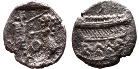 PHOENICIA: Sidon (4th century) Ar Obol Obverse: Galley l.; legend in Phoenician, Reverse. Persian king battling lion

Weight:10mm 0,56g
