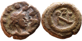 Leo I (457-474AD) AE nummus Obv: draped, cuirassed and pearl-diademed bust right rev: Latin monogram of Leo within wreath

Weight:10mm 1,03g