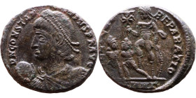 Constantius II (337-361 AD). AE follis. Obv.: DN CONSTANTIVS PF AVG, pearl diademed bust right. Rev: FEL TEMP REPARATIO, Emperor holding military bane...