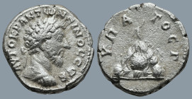CAPPADOCIA. Caesarea. Marcus Aurelius (AD 161-180).
AR Didrachm (20,7mm 6,2g)
Obv: ΑΥΤΟΚΡ ΑΝΤωΝΕΙΝΟϹ ϹΕΒ. Laureate-headed bust of Marcus Aurelius we...