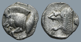 MYSIA. Kyzikos. (Circa 450-400 BC).
AR Diobol (11,3mm 1,18g)
Obv: Forepart of boar left; to right, tunny upwards.
Rev: Head of lion left within inc...
