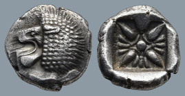 IONIA. Miletos. (Late 6th-early 5th centuries BC).
AR Diobol (10,6mm 1,16g)
Obv: Forepart of lion right, head left.
Rev: Stellate floral design; al...