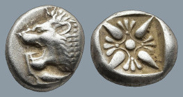 IONIA. Miletos. (Late 6th-early 5th centuries BC).
AR Diobol (9,5mm 1,18g)
Obv: Forepart of lion right, head left.
Rev: Stellate floral design; all...